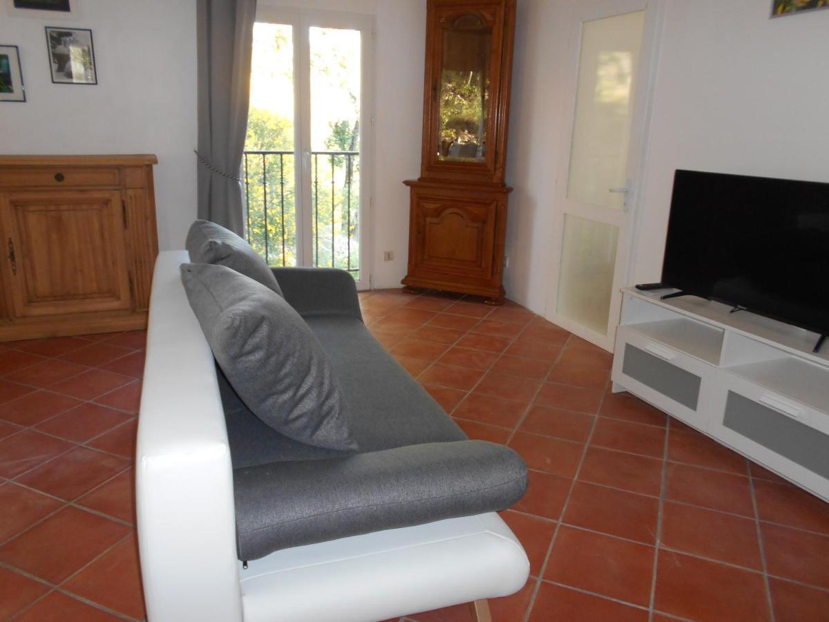 Chantegarrigue Collorgues Exterior photo
